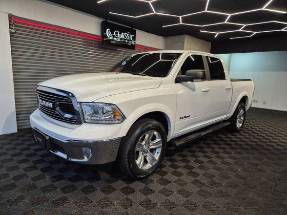 RAM CLASSIC 5.7 V8 GASOLINA LARAMIE CD 4X4 AUTOMÁTICO